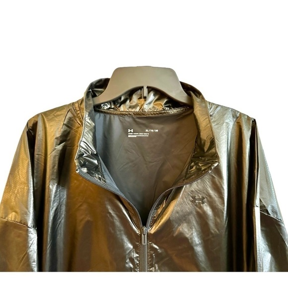 UNDER ARMOUR, NWOT, WOMENS, BLACK, WATER REPELLENT PULLOVER. LOOSE FIT. SIZE XL - Picture 4 of 10